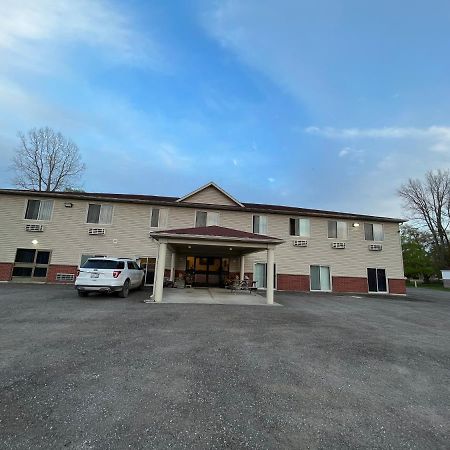 Fairview Inn Simcoe Bagian luar foto