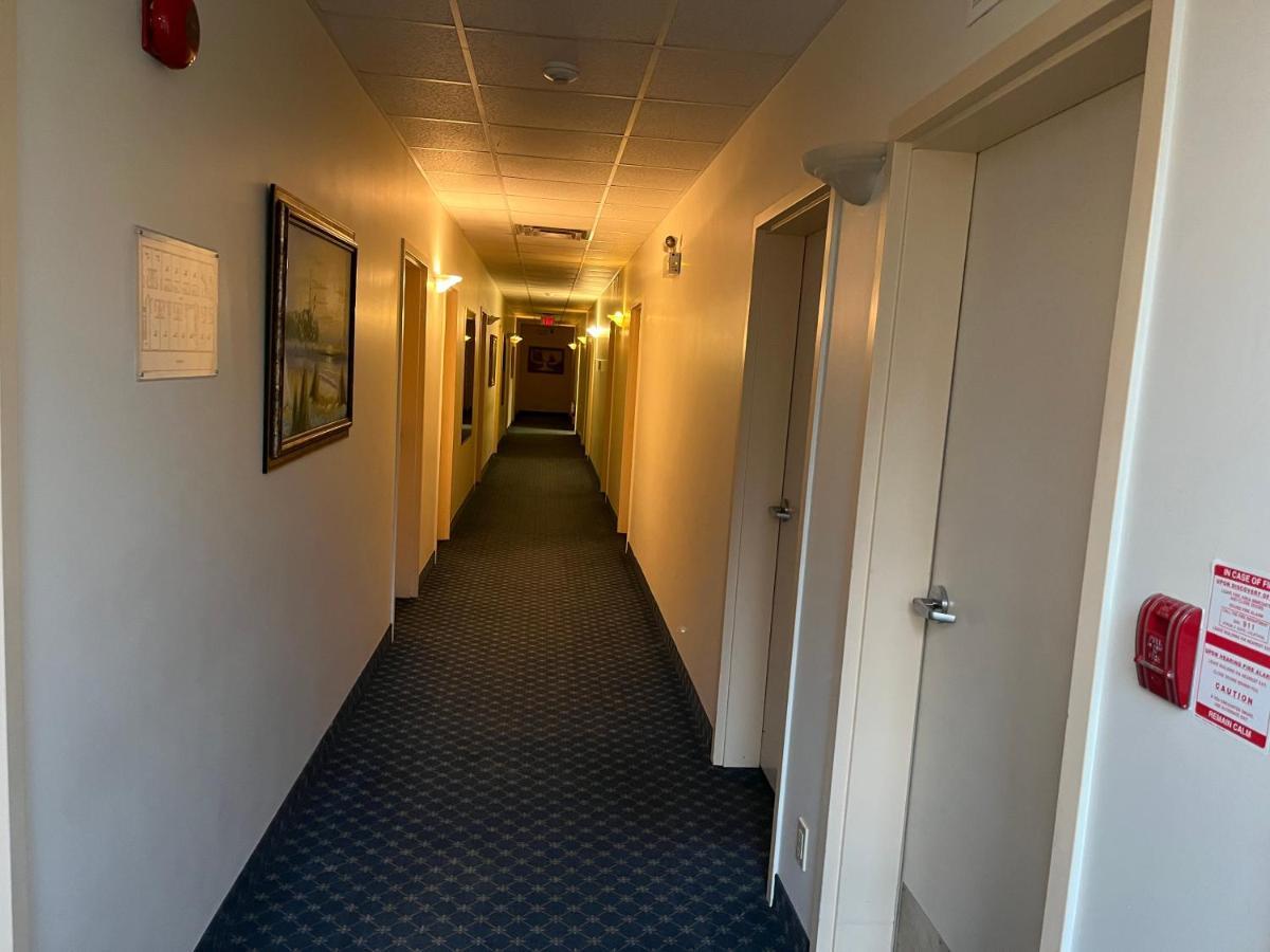 Fairview Inn Simcoe Bagian luar foto