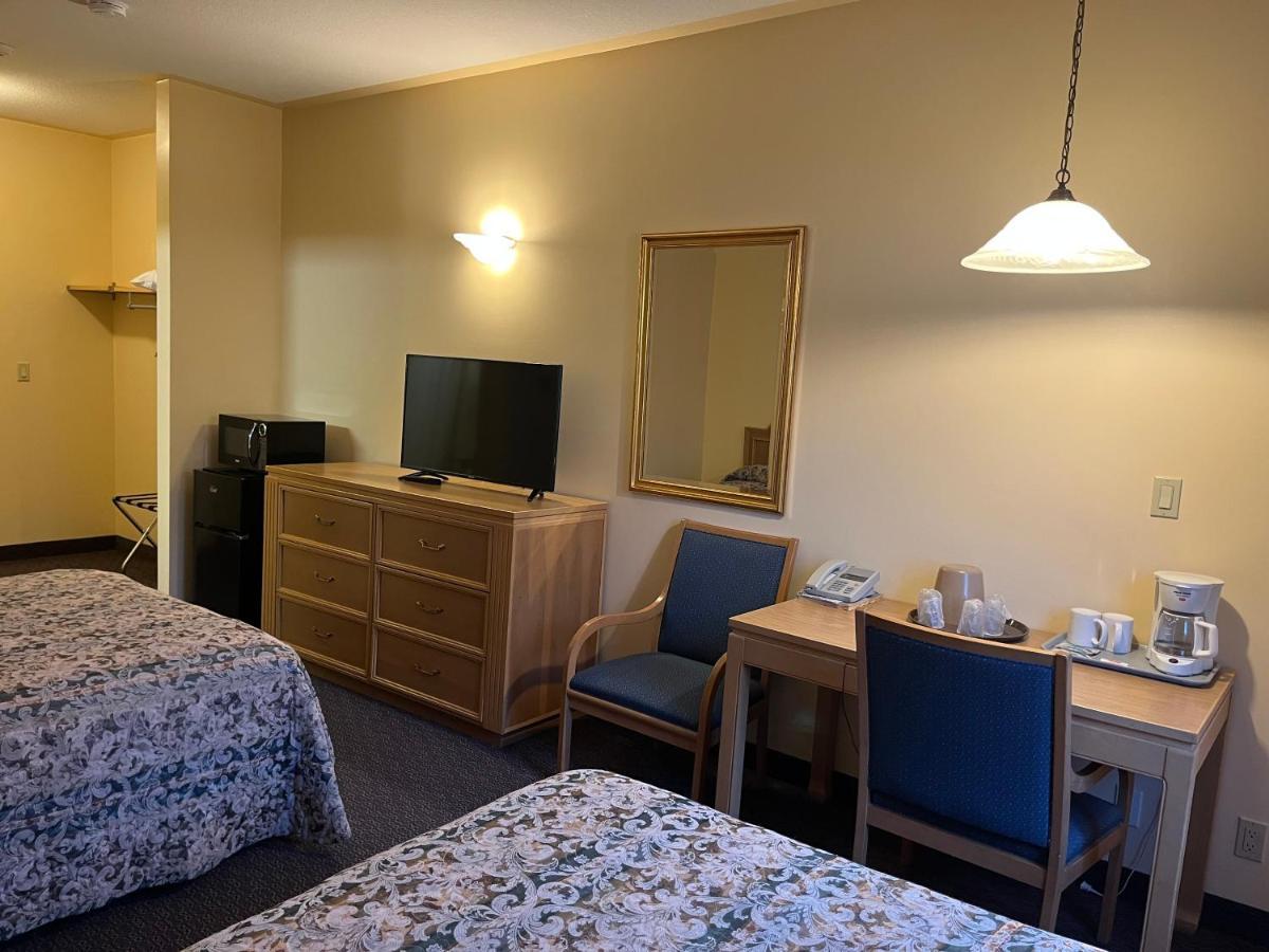 Fairview Inn Simcoe Bagian luar foto